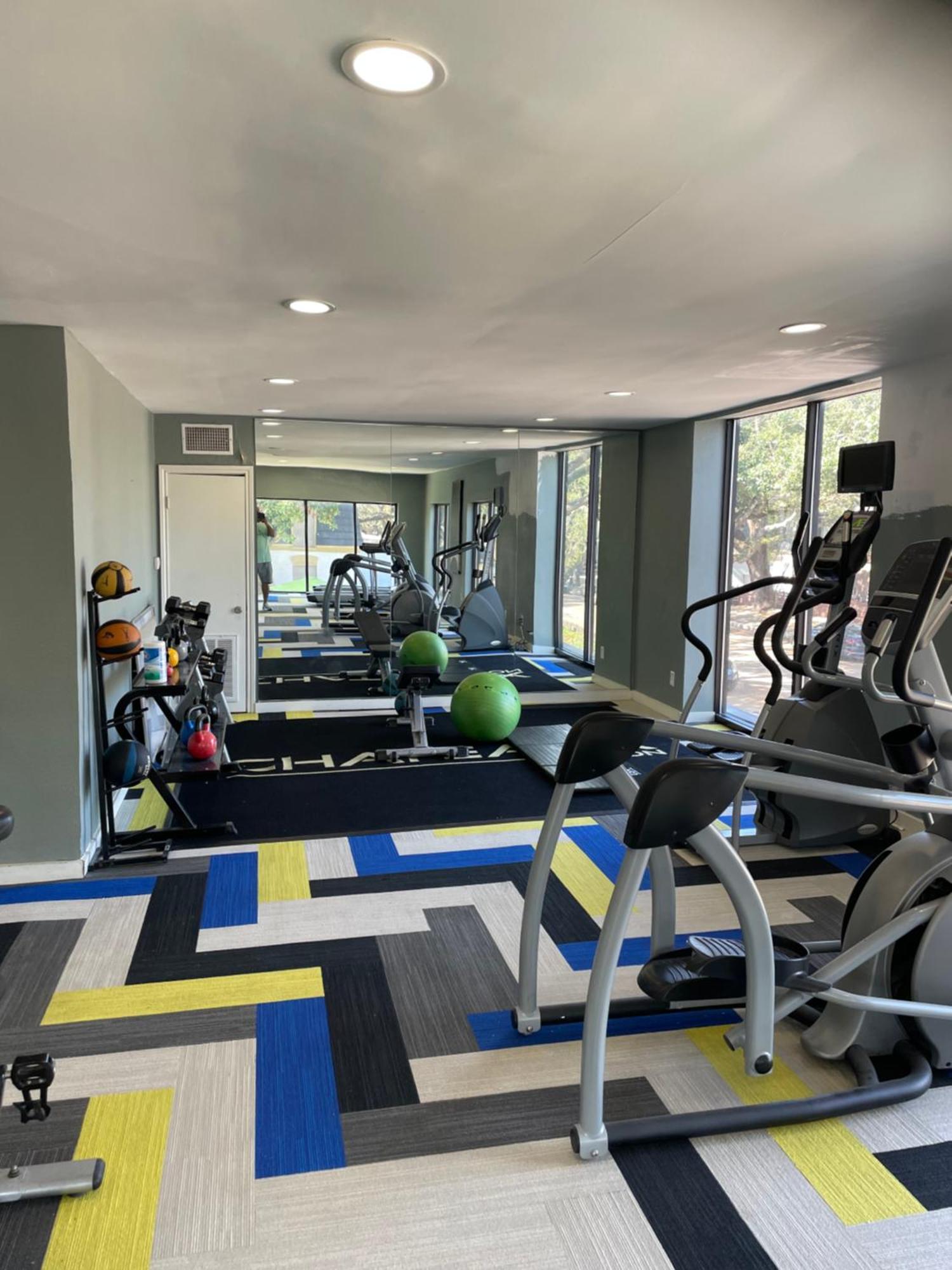 Aparthotel Duchele Houston Exterior foto